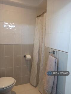 En Suite Bedroom 3