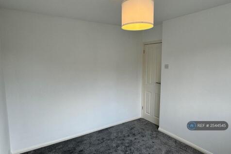 Rear Bedroom