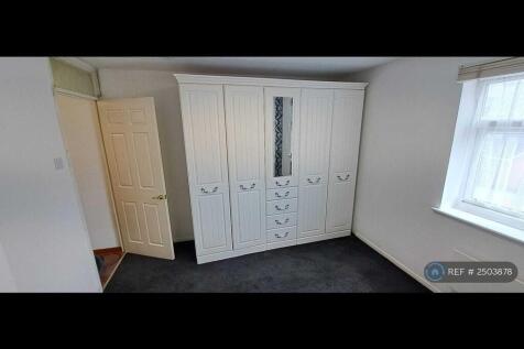 Bedroom Image 2