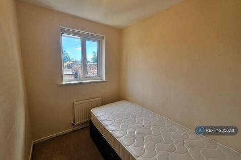 Room 3 (650pcm)