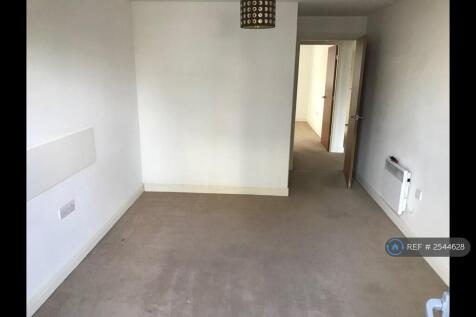 Master Bedroom With Ensuite 