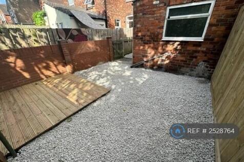 Rear Yard/Court Yard