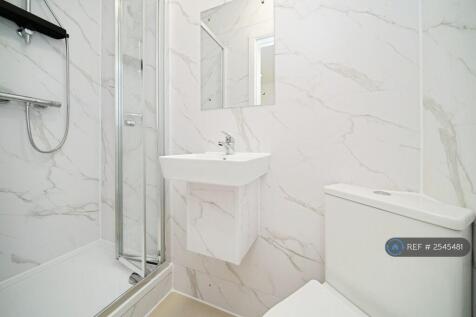 Ensuite 1 Ensuite