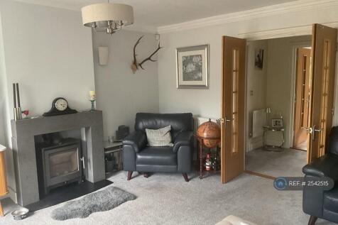 The Lounge 1