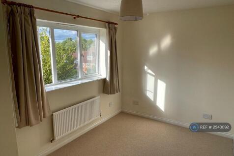 Rear Bedroom