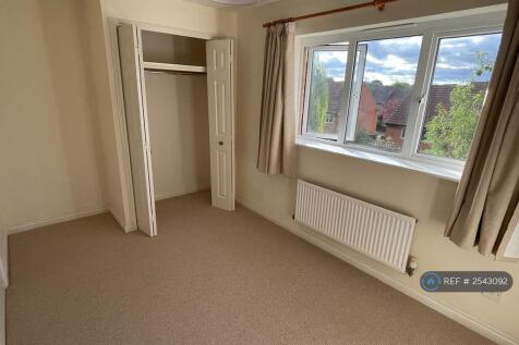 Rear Bedroom