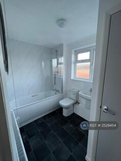 Upstairs Bathroom