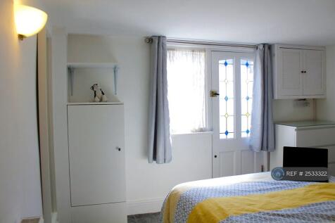 Couples Room
