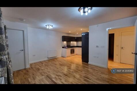 Lounge To Open Kitchen