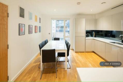 Open-Plan Kitchen. Table Extends To Sit 10.