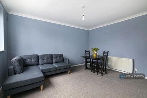 Large Living Area 