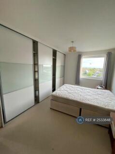 Ensuite Bedroom 