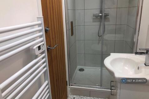 Ensuite Shower Room To Master Bedroom