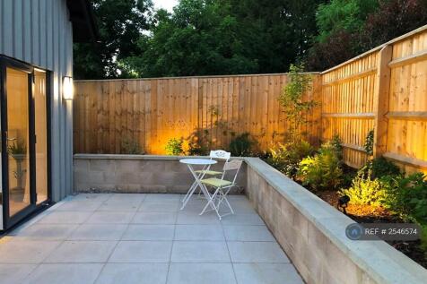 Well Lit Patio For Outdoor/Indoor Living