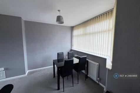 Living/Dining Space