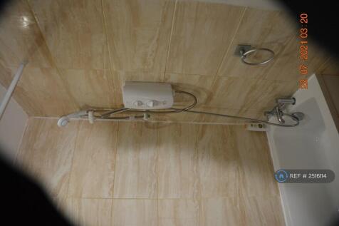 Toilet/Bathroom