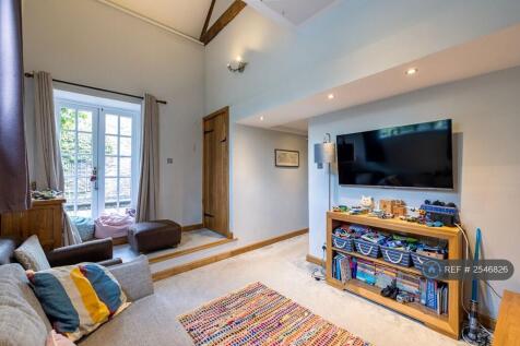 Play Room / Snug