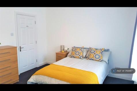 Ensuite Room a Available 28th July 