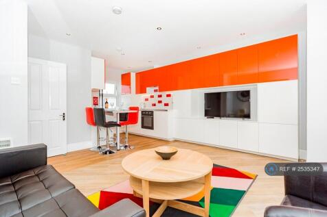 Open Plan Kitchen/Lounge