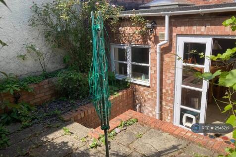 Back Garden/ Patio