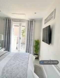 Double Bedroom