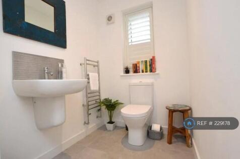 Downstairs Bathroom