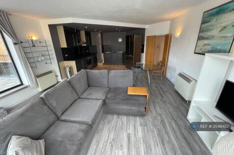 Combined Open Plan Lounge And Kitchen