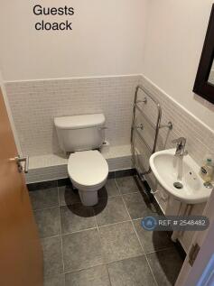 Cloack And Guest Bathroom