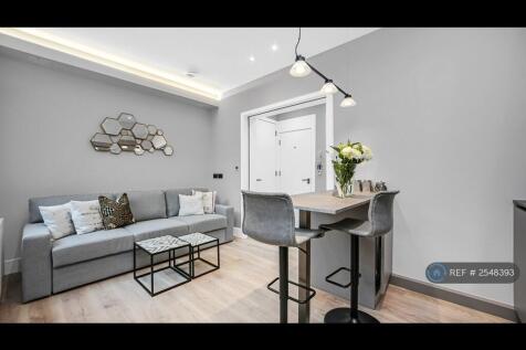 Open Plan Living/Dining Space