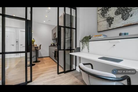 Office/Guest Bedroom