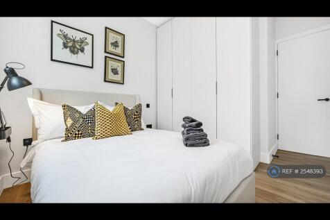 Bedroom (Double Bed)