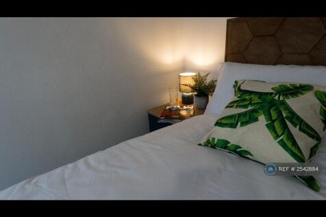 &#96;Room 1