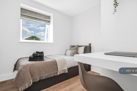 Bedroom 2 (Single Bed)