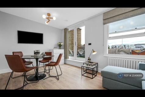 Living/Dining Space