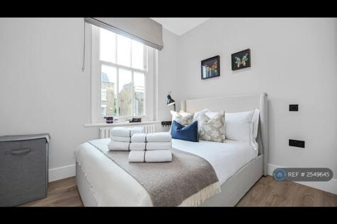Bedroom (Double Bed)