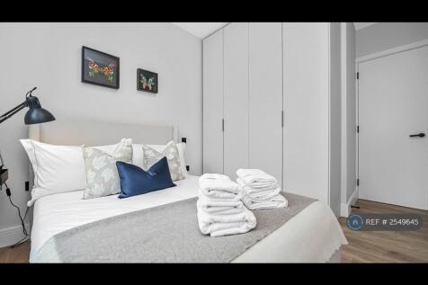 Bedroom (Double Bed)
