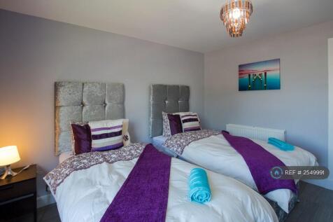 Double Bedroom Front