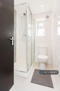 Bathroom 1 (Ground Floor)