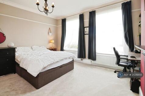 Bedroom 1 - Master