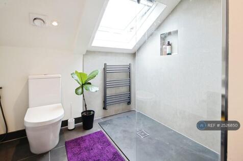 Upstairs Bathroom