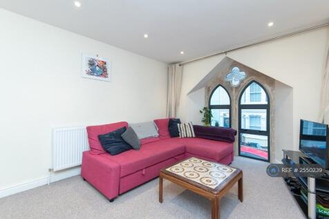 Living Room Or Bedroom 1