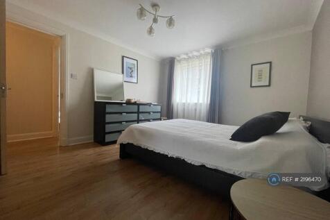 Master Bedroom 1