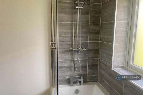Upstairs Bathroom
