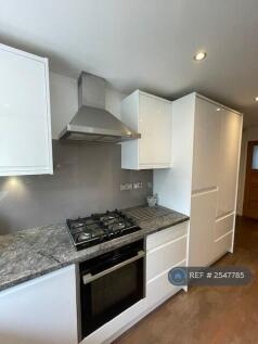 Fully Integrated Appliances In The Kitchen