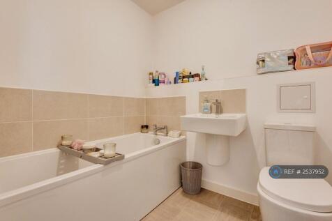 First Floor Bathroom