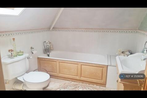 Bathroom For Ensuite Bedroom