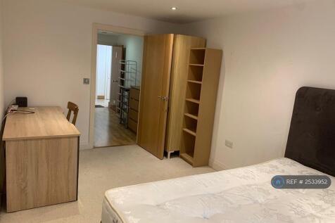 Bedroom 1-b