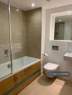 Bathroom 1-b