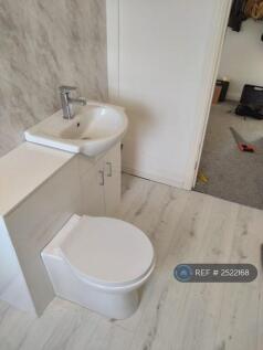 Newly Renovated Bathroom