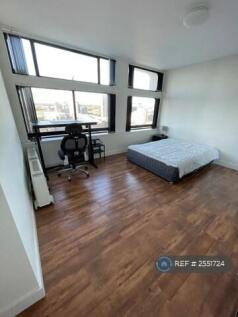 Master Bedroom Pic 2